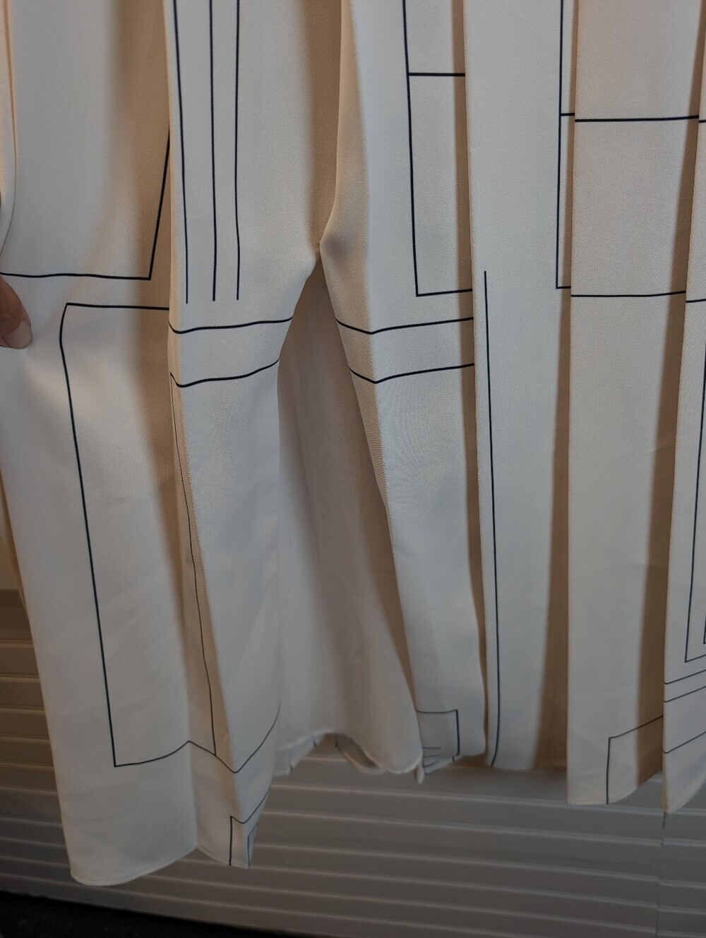 Lafayette 148 Architectural-Print Pleated Skirt Size 10 EUC - Picture 6 of 11
